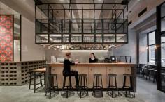 
                    
                        Holy Fox Café / Mikhail Kozlov
                    
                