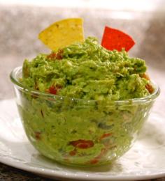 
                    
                        Sweet Pea Guacamole: great new twist on a classic! #vegan #grainfree #recipe | rickiheller.com
                    
                