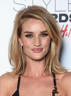 
                    
                        Rosie Huntington-Whiteley Photostream
                    
                
