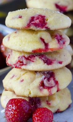 Strawberry Cookies With White Chocolate Chunks (and a bit of cream cheese) recipe