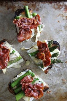 Asparagus, Crispy Prosciutto and Brie Toasts