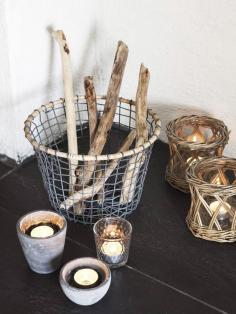 
                    
                        cozy norwegian winter cabin..
                    
                