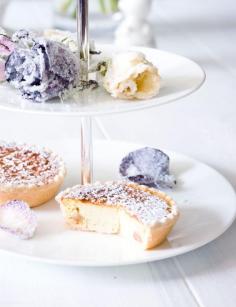 
                    
                        TRADITIONAL EASTER CAKE / OSTERCHÜECHLI
                    
                