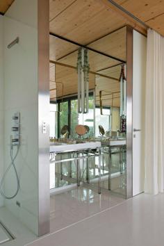 
                    
                        Дом Филиппа Старка
                    
                