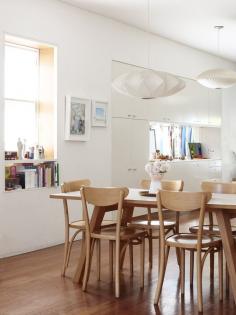 
                    
                        The Sydney home of designer / maker Vanessa Holle and family. Photo – Eve Wilson, production – Lucy Feagins on thedesignfiles.net
                    
                