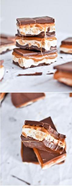
                    
                        HOMEMADE SNICKERS BARS! I howsweeteats.com
                    
                