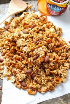 
                    
                        Honey Cinnamon Almond PRETZEL Granola - Sweet, salty, crunchy granola, bursting with cinnamon/vanilla flavor and lots of fun texture. Some of the BEST granola I have ever tasted! - Layers of Happiness
                    
                