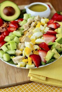 
                    
                        California Cobb with Tarragon Dressing + 4 other delicious recipes in this week’s spring meal plan | Rainbow Delicious
                    
                