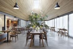 
                    
                        The Woodspeen Restaurant by Softroom, » Retail Design Blog
                    
                