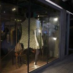 
                    
                        VM Basics: how to avoid torturing the merchandise - Retail Design World
                    
                