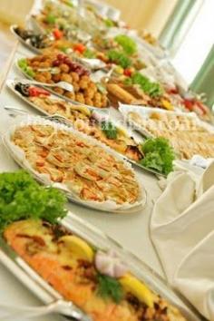 A wonderful collection of southern traditional foods ~ please just look past the name of the list/article!! {Traditional Southern Funeral Foods) ... These truly are just good comfort foods ~ Deep South Dish