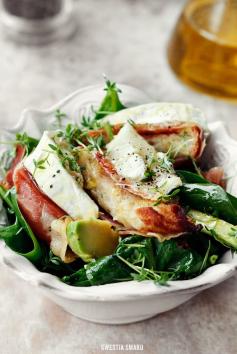 Fall Kale Salad with Roasted Pumpkin, Cranberries and Goat Cheese Check this out at http://cheap-cuisine.com/posts/Fall-Kale-Salad-with-Roasted-Pumpkin-Cranberries-and-39549