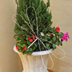 
                    
                        Use an inexpensive whisk to create this pretty, sparkly dragonfly!
                    
                