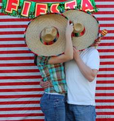 cinco de Mayo photobooth ideas - NoBiggie.net