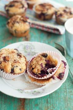 Blueberry Lemon Muffins With Cinnamon Sugar Topping: Your kids will probably ask for seconds after they try Marshalls Abroad's lemon yogurt muffins. Fresh blueberries and lemon zest add fresh flavors, Greek yogurt makes them moist, and the cinnamon and raw sugar on top gives them a sweet crunch. Source: Marshalls Abroad