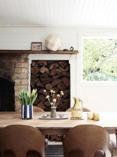 
                    
                        1 OF 17 The home of Jess Wootten and Krystina Menegazzo in Gordon, about an hour West of Melbourne. Photo – Eve Wilson, production – Lucy Feagins / The Design Files.
                    
                