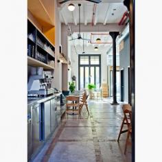 
                    
                        Hotel Brummell Barcelona
                    
                