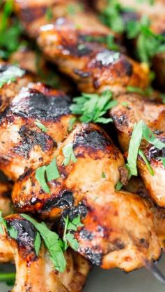 
                    
                        Incredibly delicious Beer and Honey BBQ Chicken Skewers ~ Perfect for a weekend or even a busy week night. Just prepare the night before, let marinate overnight and grill when ready.
                    
                