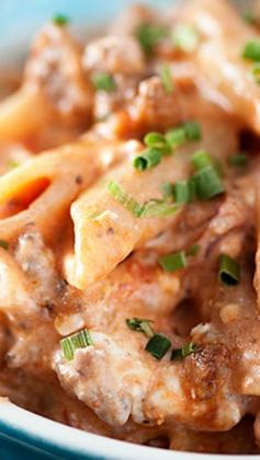 
                    
                        Million Dollar Pasta ~ This simple pasta recipe is ready in just 20 minutes. Toss your favorite shape of pasta in this cream cheese pasta sauce and you’ll never go back to plain old spaghetti again!
                    
                