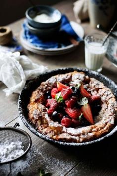 
                    
                        Pratos e Travessas: Panqueca alemã de erva doce e limão # Fennel seed and lemon dutch pancake | Food, photography and stories
                    
                