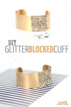 Are you looking for a quick jewelry making craft that's GLAMOROUS and out-of-the box? This glitter blocked cuff is just what you need!