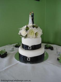 
                    
                        2 tier raspberry mud cake cake decorated with fresh flowers. - Enticing Icing Cake Design, Wedding Planning, Bathurst, NSW, 2795 - TrueLocal
                    
                