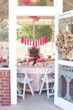 Classy Clutter: Garden Tea Party  soo pretty...but just gotta say, I just LOVE that screen door!!!!