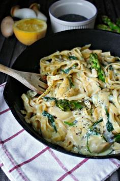 
                    
                        LEMON POPPY SEED CREAM PASTA WITH OYSTER MUSHROOMS AND ASPARAGUS
                    
                