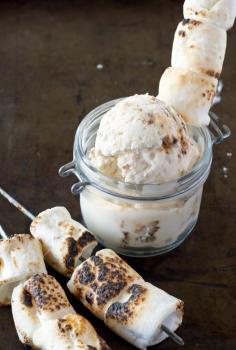 toasted marshmallow ice cream | ahappyfooddance.com