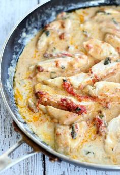 Chicken With Tomato And Basil Cream Sauce Recipe! #tipit #Food #Drink #Trusper #Tip