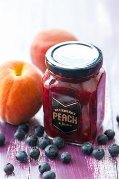Blueberry Peach Jam Recipe (plus download the FREE printable jar labels!)