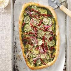 Reader Recipe of the Week: Pesto-Vegetable Pizza