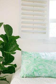 
                    
                        DIY Marble Pillows - Sugar and Charm - sweet recipes - entertaining tips - lifestyle inspiration
                    
                