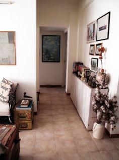 
                    
                        Vicksit’s Vintage Love Apartment in Ahmedabad
                    
                