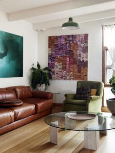 
                    
                        The colourful Point Lonsdale home of Kate and Mal Heppell. Photo – Eve Wilson, production – Lucy Feagins / The Design Files.
                    
                