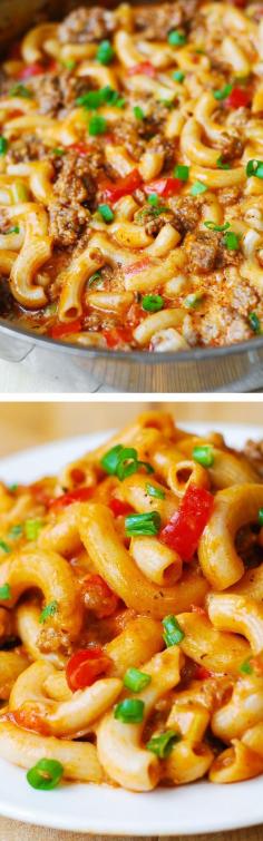 One-Skillet Mac and Cheese with Sausage and Bell Peppers Recipe