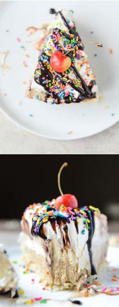 
                    
                        Hot Fudge Sundae Pie I howsweeteats.com
                    
                