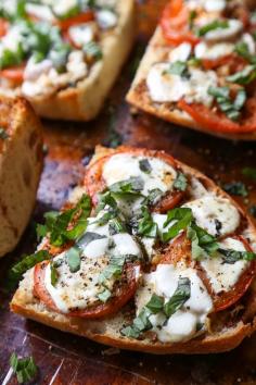 Italian Food ~ #food #Italian #italianfood #ricette #recipes ~  Garlic Bread Margherita Pizza