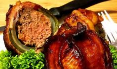 
                    
                        Tuscan Onion Bombs (Master Recipe and Variations) - Barbecuebible.com
                    
                