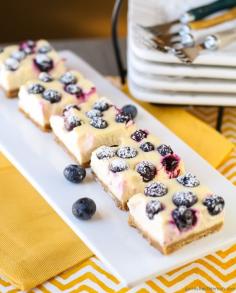 Lemon Cheesecake Bars