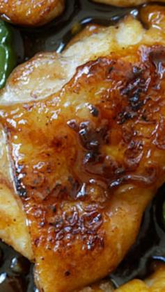 
                    
                        Vietnamese Caramel Chicken – The easiest and most delicious Asian chicken dish ever with sticky, sweet and savory chicken. Dinner is done in 20 mins
                    
                