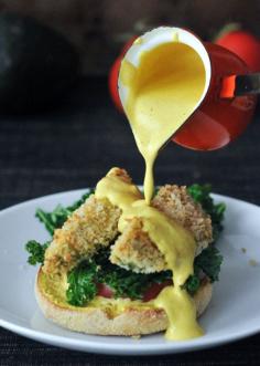 Avocado Kale Florentine with Smoked Hollandaise via @spabettie - unreal vegan recipe!