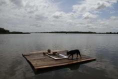 
                    
                        Islanders wannabes in a great eco cabin in Argentina: niceartlife.com/...
                    
                