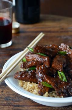 
                    
                        30-Minute Mongolian Beef (PF Chang's copycat #recipe)
                    
                