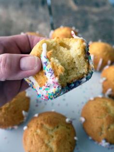 Iced Side Down Cupcakes | www.bellyrumbles.com
