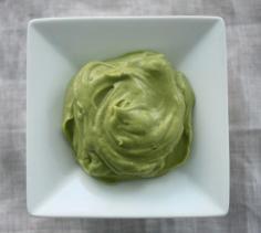 Simple Raw Avocado Mayonnaise /by choosing raw #vegan #recipe