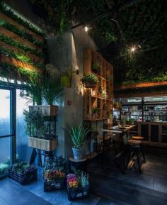 
                    
                        Segev Kitchen Garden by Studio Yaron Tal restaurant design #interior #restaurant #hotspot
                    
                