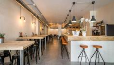 
                    
                        Restaurante Sudeste de Estudio Arze 1 (Copiar)
                    
                