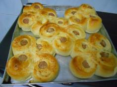 
                    
                        How to make Hot-dog dinner rolls
                    
                