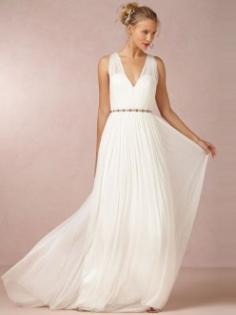 Jacka V-ringning Sweep släp Chiffong Brudklänningar Dekorera med Pärlbrodering